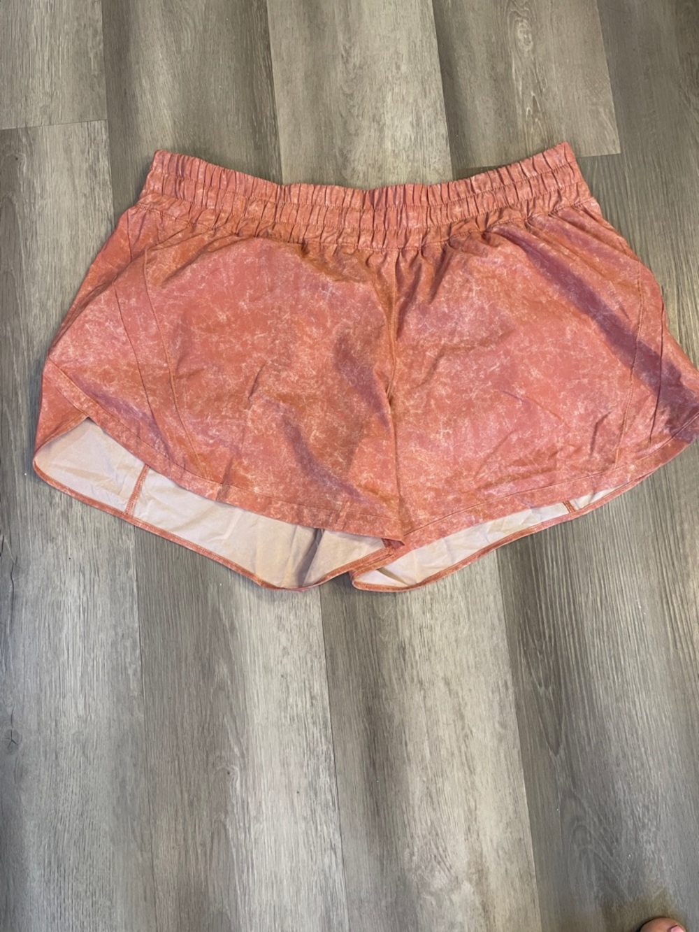 NWOT Lululemon shorts